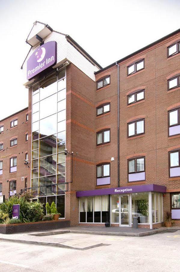 Premier Inn Birmingham City Centre Bridge Street ภายนอก รูปภาพ