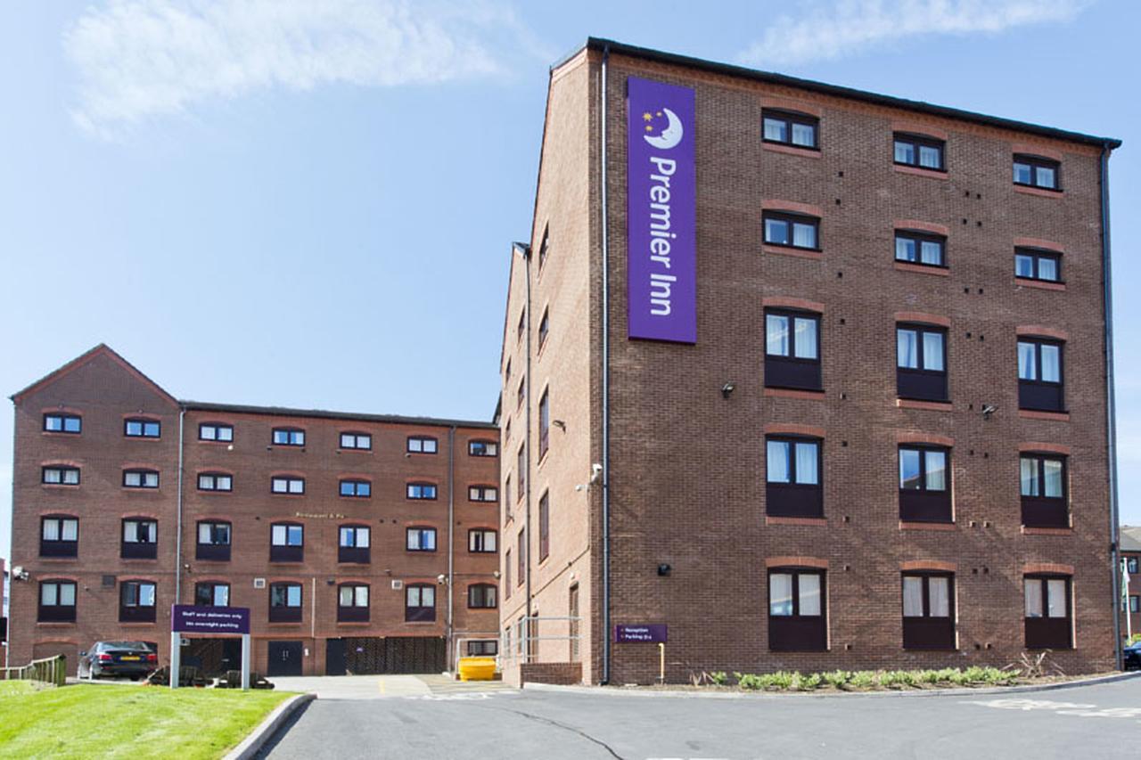 Premier Inn Birmingham City Centre Bridge Street ภายนอก รูปภาพ