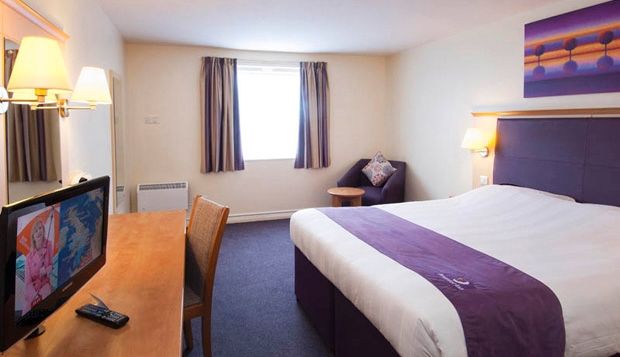 Premier Inn Birmingham City Centre Bridge Street ภายนอก รูปภาพ